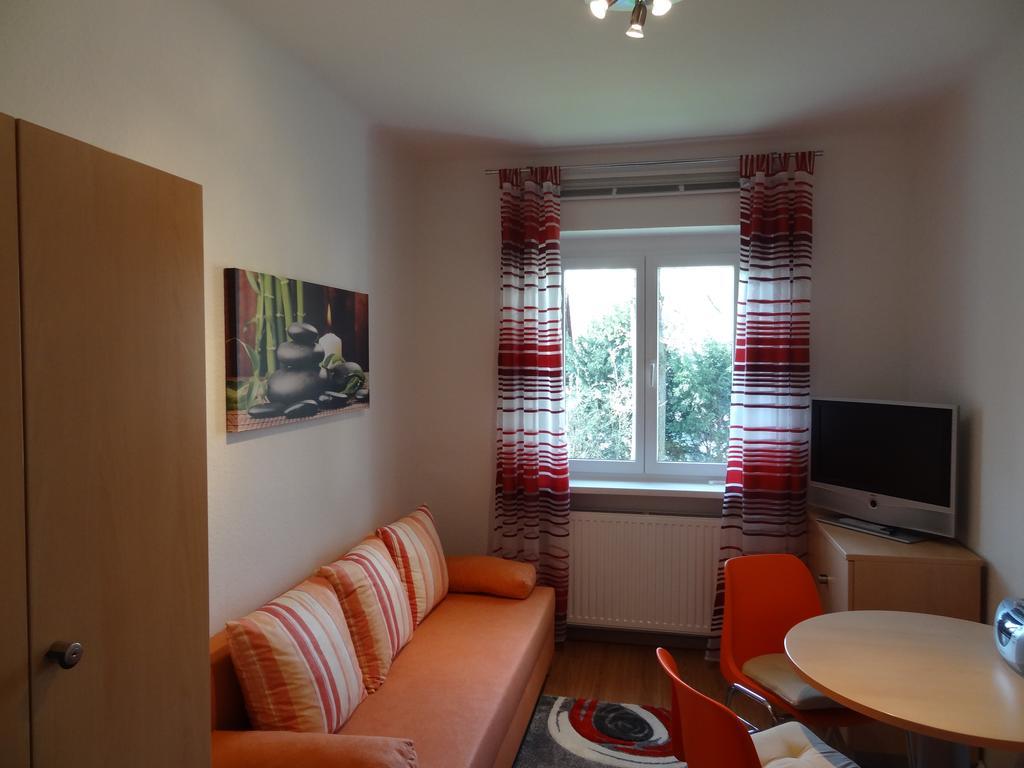 Ferienwohnung Ruth Dresden Bagian luar foto